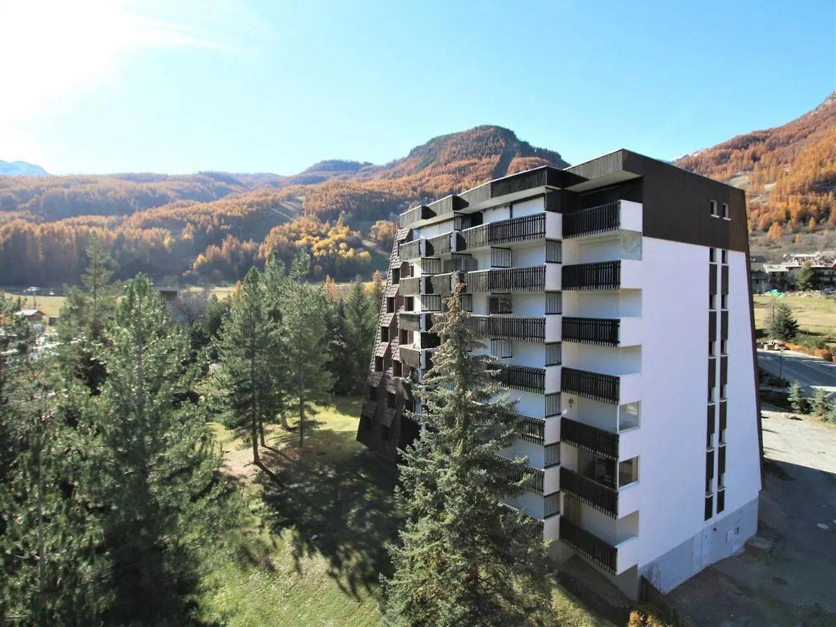 Apartment Appartement La Salle-Les-Alpes, 3 Pieces, 6 Personnes - Fr-1-330F-87 Serre Chevalier France